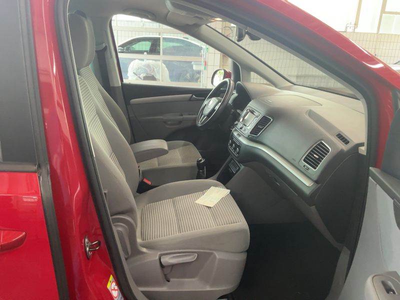 Seat Alhambra 2.0 TDI Style 2012 – снимка 17
