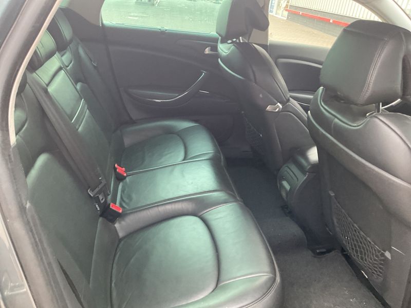 Citroen C5 2.0 HDi Business Class 2011 – снимка 13