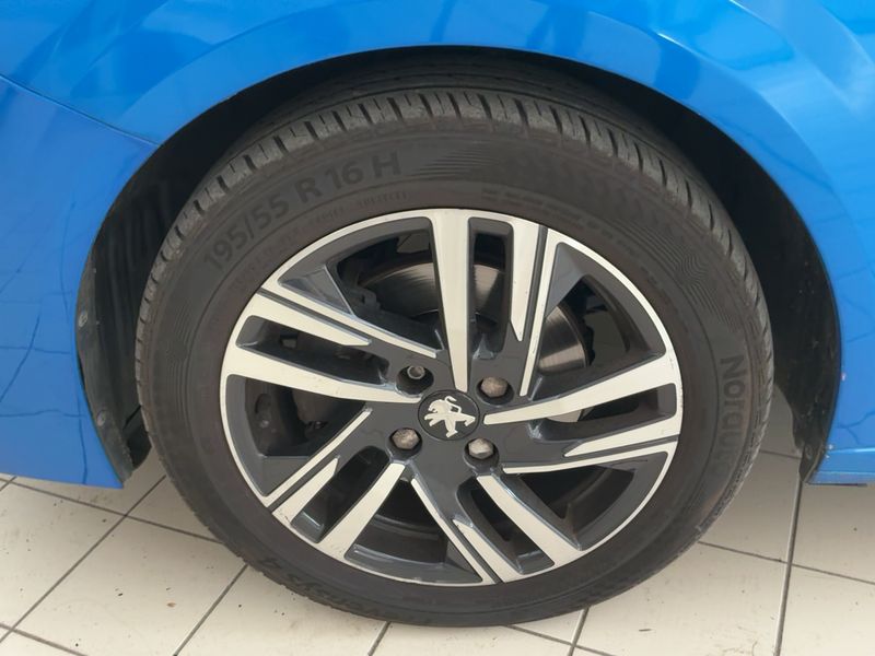 Peugeot 208 1.2 PureTech Allure 2021 – снимка 3