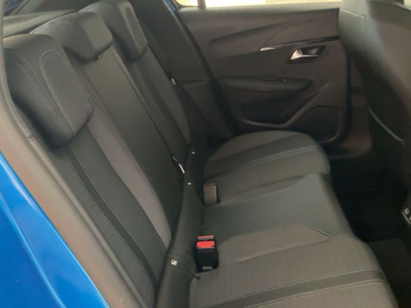 Peugeot 208 1.2 PureTech Allure 2021 – снимка 19