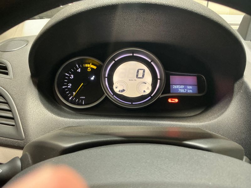 Renault Megane 1.5 dCi Authentique 2012 – снимка 4