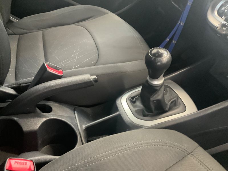 Kia Rio 1.2 Edition 7 2014 – снимка 28