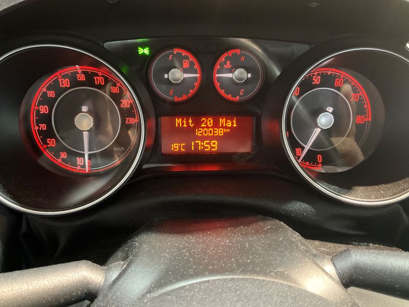Fiat Punto 1.4 Sport 2012 – снимка 4