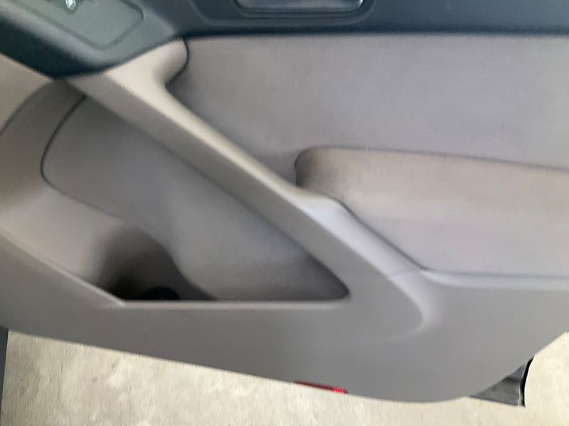 Volkswagen Tiguan 2.0 TSI Track & Field 4Motion 2011 – снимка 36