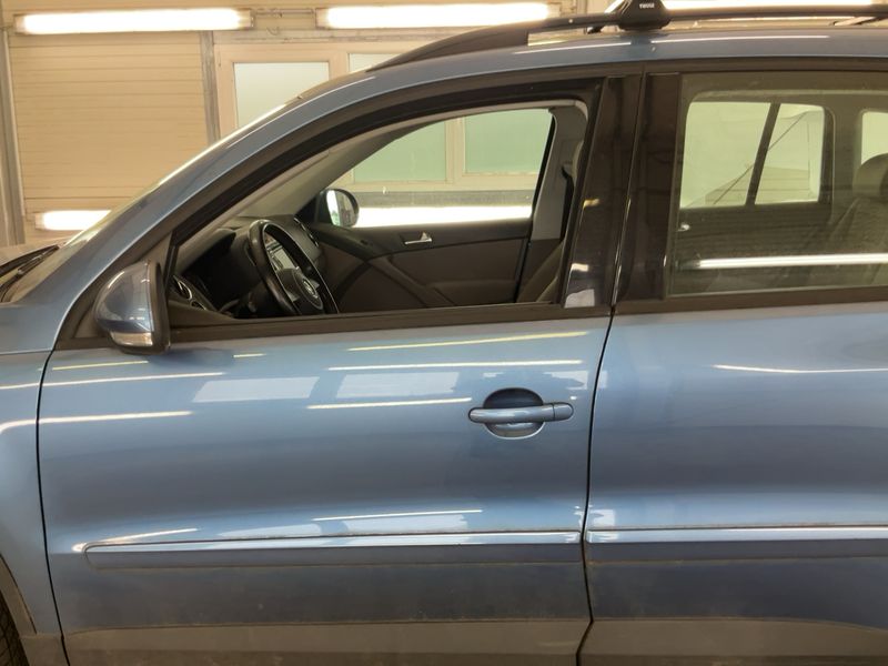 Volkswagen Tiguan 2.0 TSI Track & Field 4Motion 2011 – снимка 4