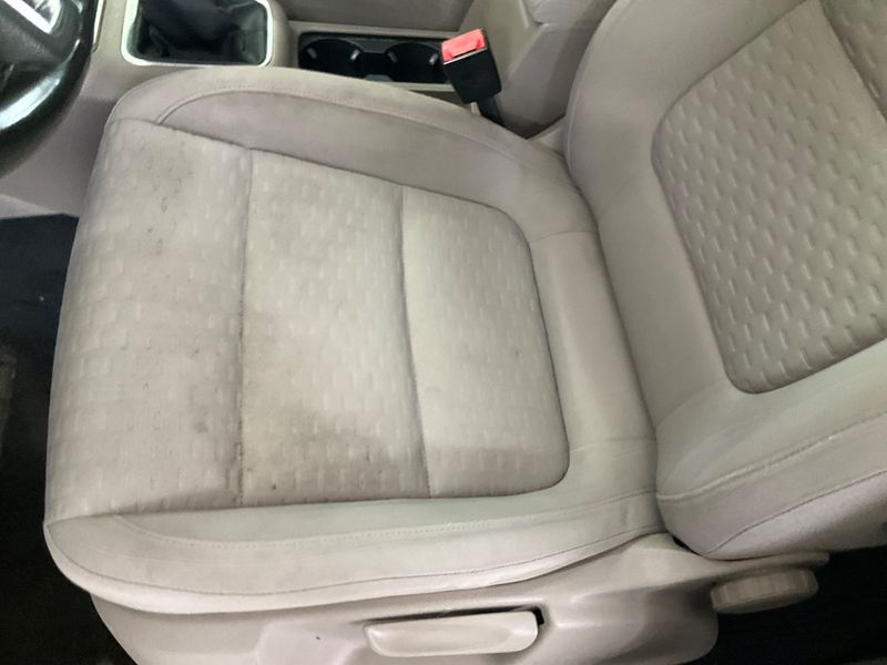 Volkswagen Tiguan 2.0 TSI Track & Field 4Motion 2011 – снимка 38