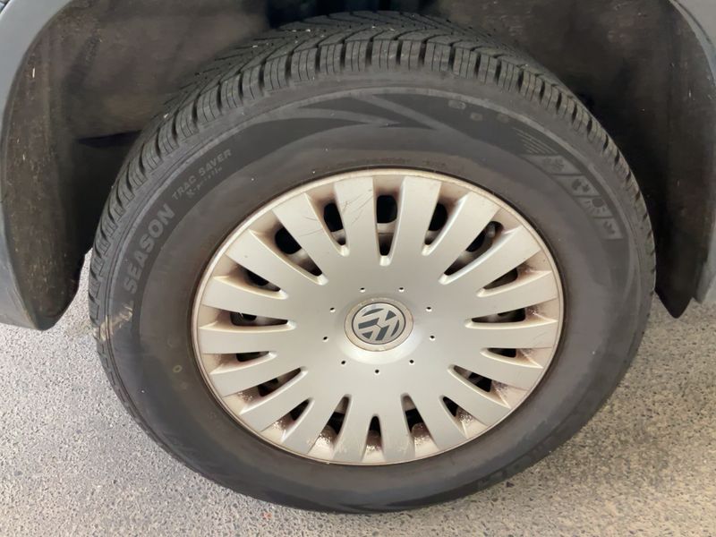 Volkswagen Tiguan 2.0 TSI Track & Field 4Motion 2011 – снимка 9