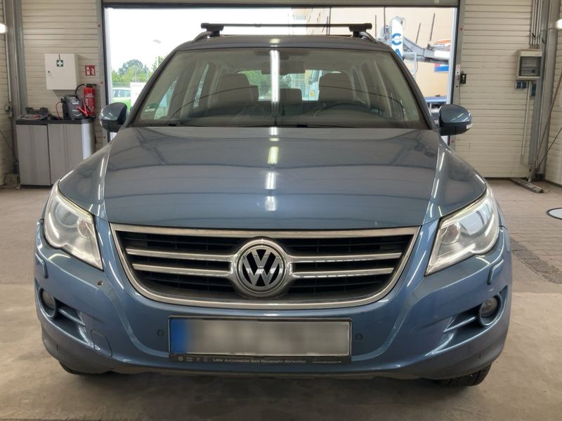 Volkswagen Tiguan 2.0 TSI Track & Field 4Motion 2011 – снимка 14