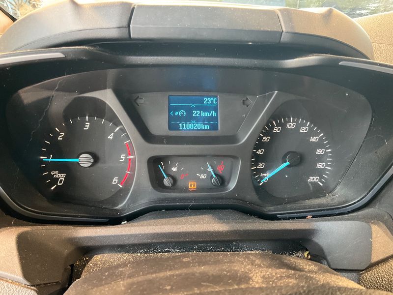 Ford Transit 2.2 TDCi 300 L2 Tourneo Titanium 2013 – снимка 18