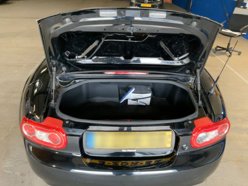 Mazda MX-5 1.8 Sendo 2014 – снимка 15