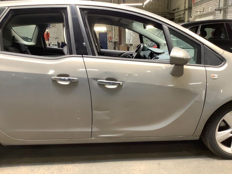 Opel Meriva 1.7 CDTI Innovation 2011 – снимка 10