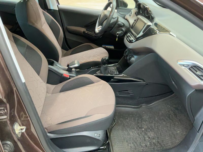 Peugeot 2008 1.6 Active 2015 – снимка 17