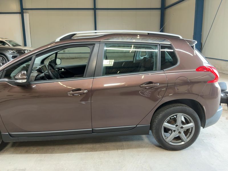 Peugeot 2008 1.6 Active 2015 – снимка 4