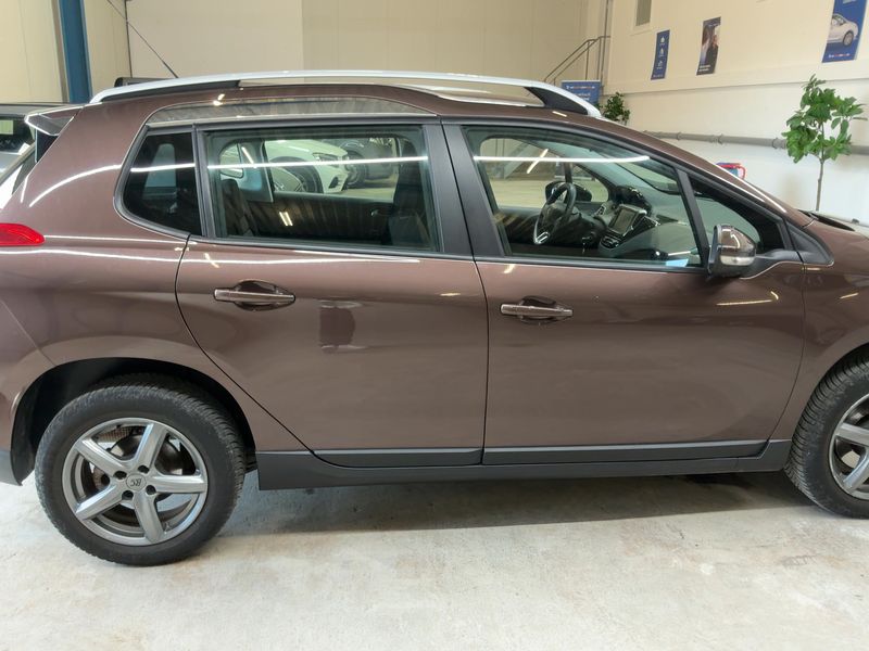 Peugeot 2008 1.6 Active 2015 – снимка 10