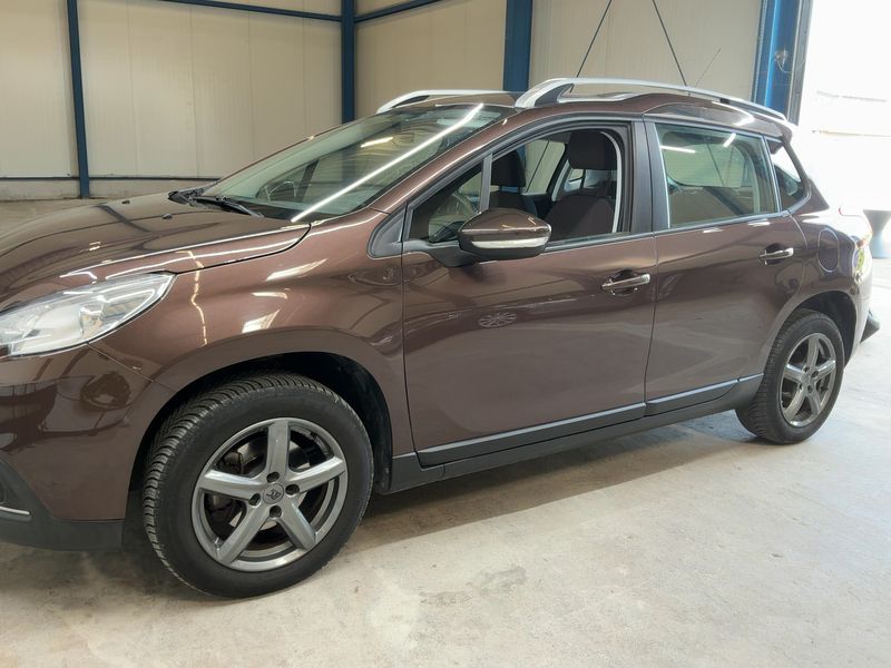 Peugeot 2008 1.6 Active 2015 – снимка 2