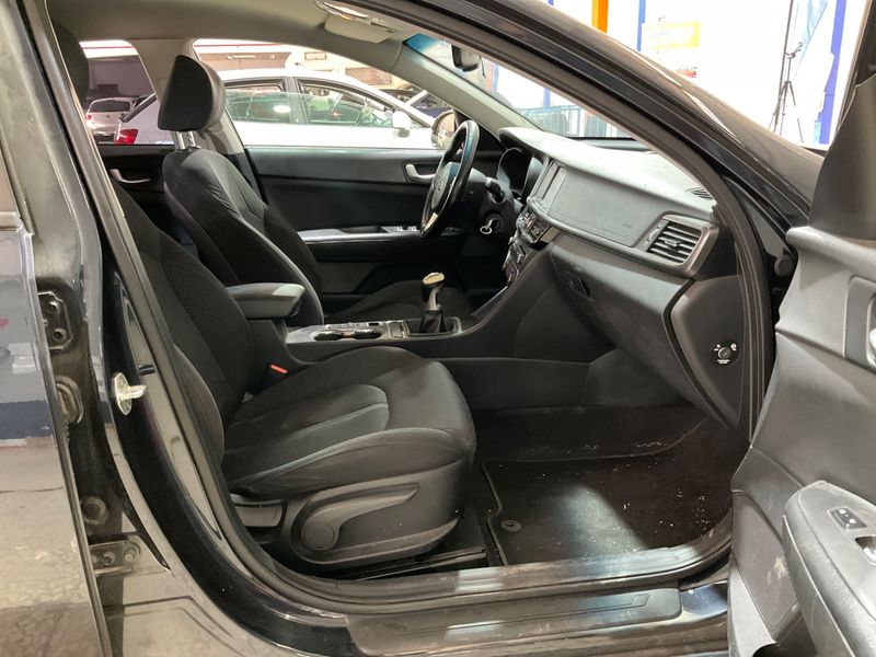 Kia Optima 1.7 CRDi Business 2017 – снимка 3