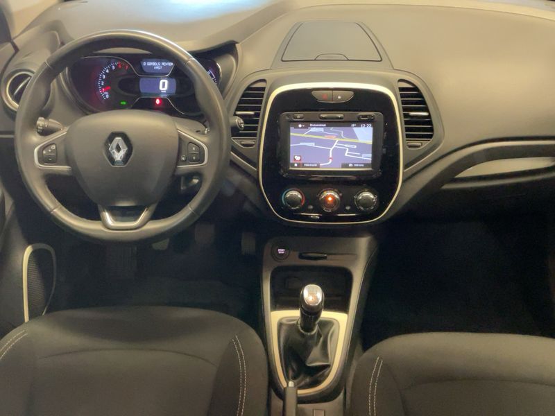 Renault Captur 0.9 TCe Life 2017 – снимка 17