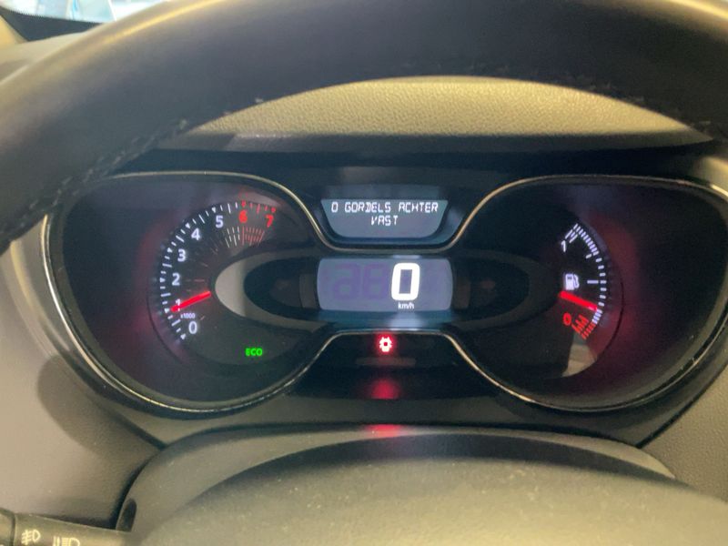 Renault Captur 0.9 TCe Life 2017 – снимка 18
