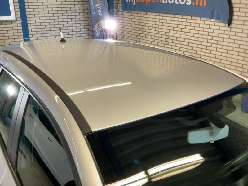 Renault Captur 0.9 TCe Life 2017 – снимка 13
