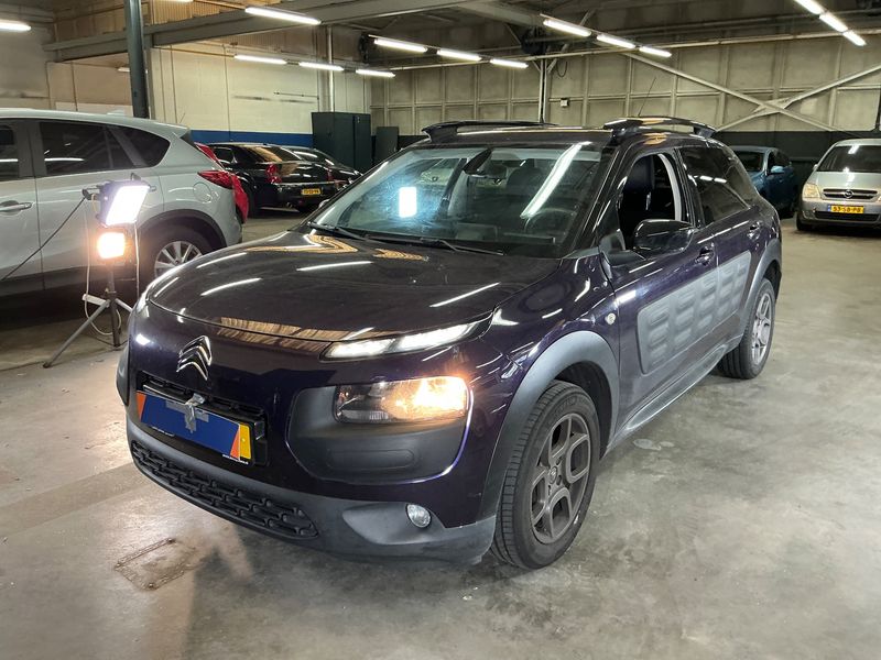 Citroen C4 Cactus 1.2 VTi Shine 2015 – снимка 1