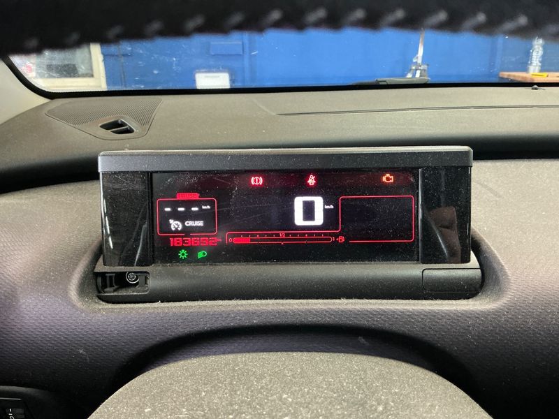 Citroen C4 Cactus 1.2 VTi Shine 2015 – снимка 4