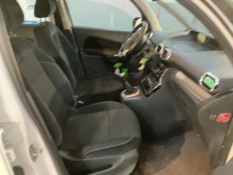 Citroen C3 Picasso 1.6 Blue-HDi Exclusive 2015 – снимка 16