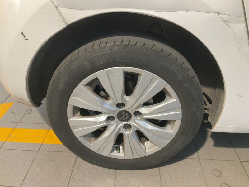 Citroen C3 Picasso 1.6 Blue-HDi Exclusive 2015 – снимка 9