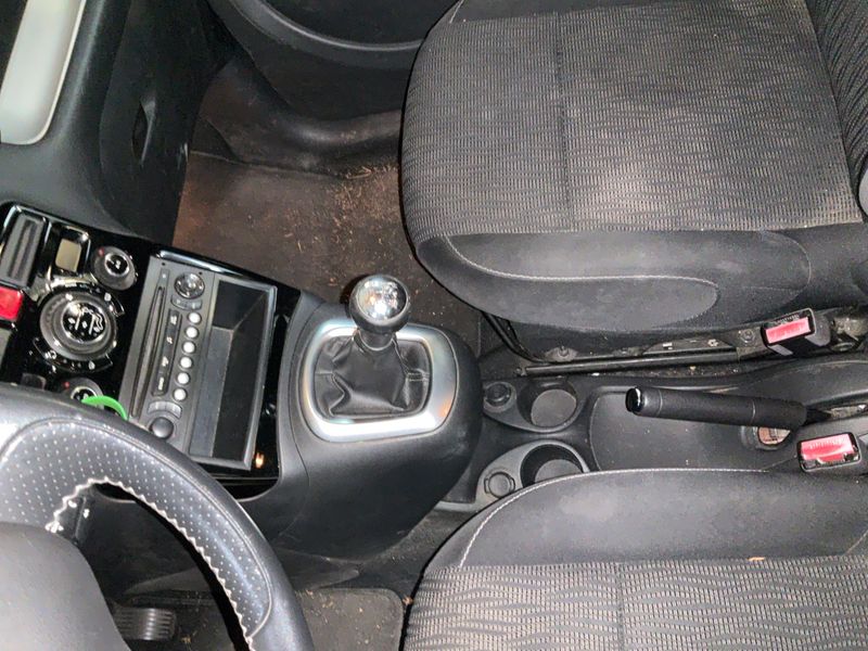 Citroen C3 Picasso 1.6 Blue-HDi Exclusive 2015 – снимка 32