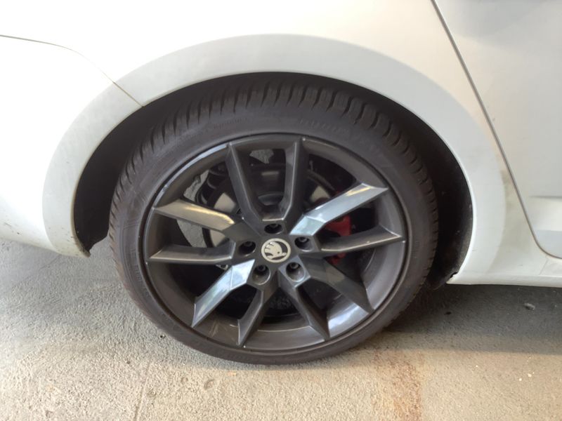 Skoda Octavia 2.0 TSI RS 2016 – снимка 9