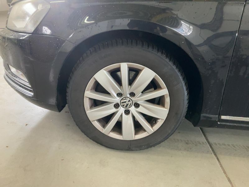 Volkswagen Passat 2.0 TDI Comfortline BlueMotion Tech 2013 – снимка 3