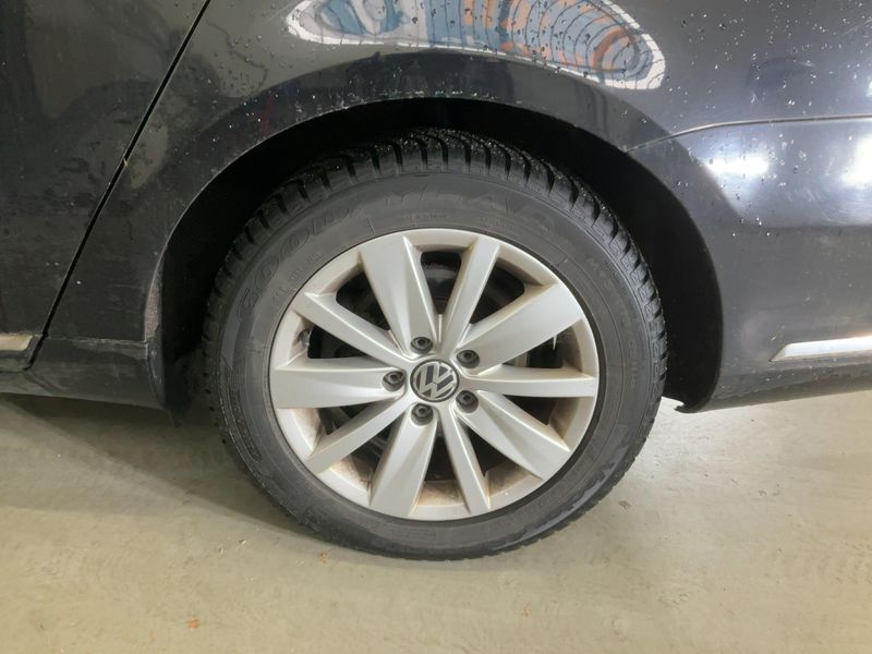 Volkswagen Passat 2.0 TDI Comfortline BlueMotion Tech 2013 – снимка 5