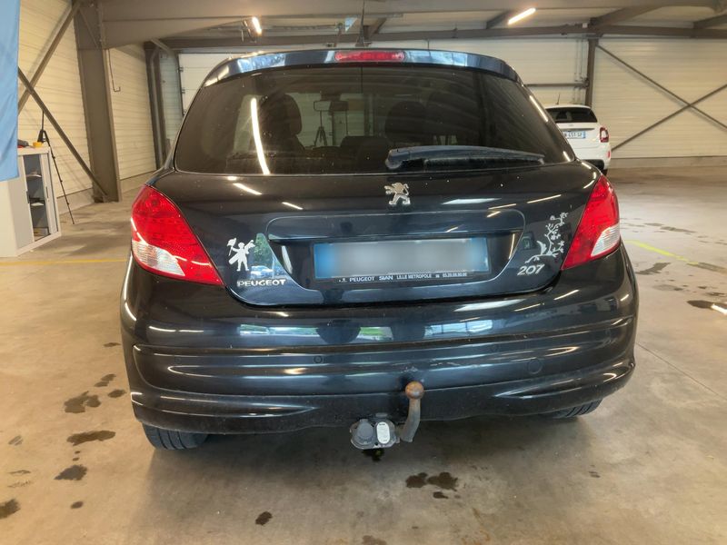 Peugeot 207 1.6 HDi Envy 2011 – снимка 7
