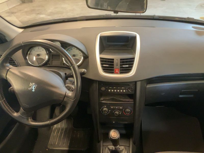 Peugeot 207 1.6 HDi Envy 2011 – снимка 17
