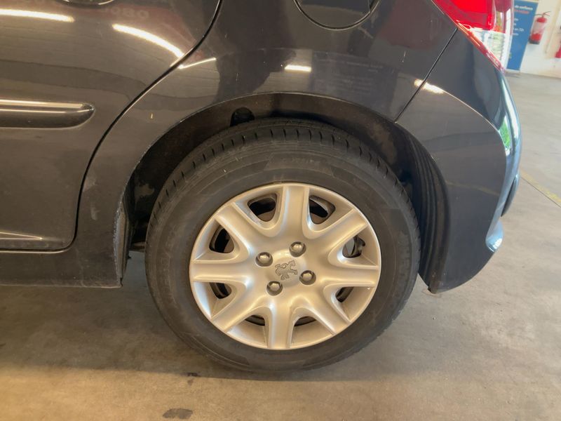 Peugeot 207 1.6 HDi Envy 2011 – снимка 5