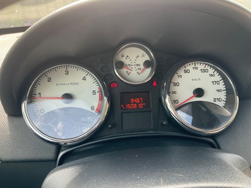 Peugeot 207 1.6 HDi Envy 2011 – снимка 18