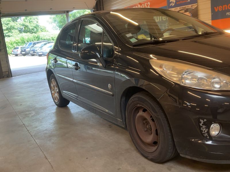 Peugeot 207 1.6 HDi Envy 2011 – снимка 12