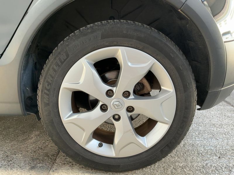 Renault Scenic 1.5 dCi Xmod BOSE Edition 2015 – снимка 5
