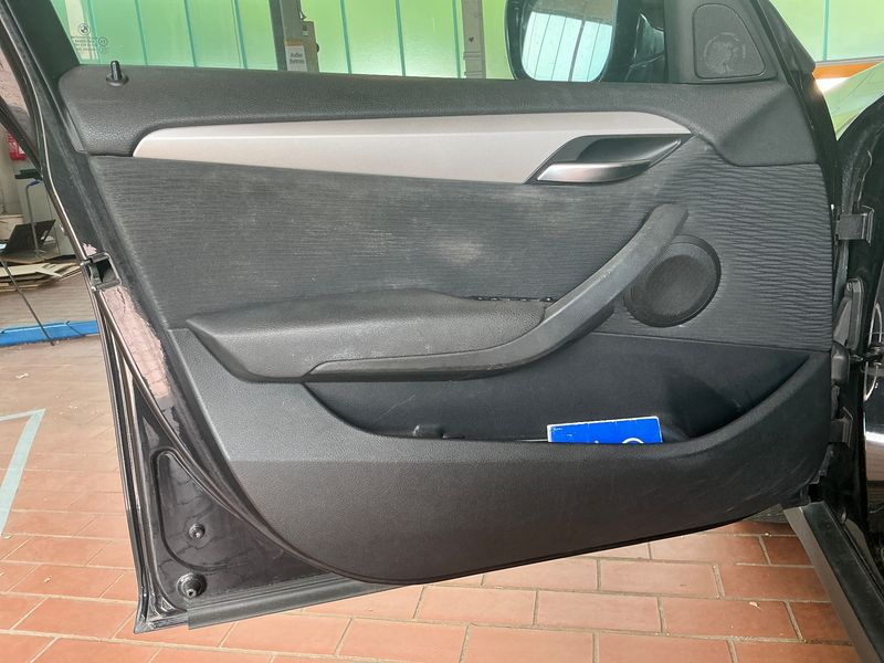 BMW X1 xDrive 20d 2011 – снимка 28