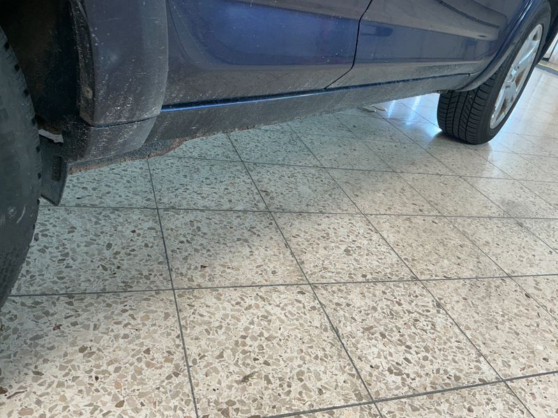 Toyota RAV 4 2.2 D-CAT Sol 2007 – снимка на щета