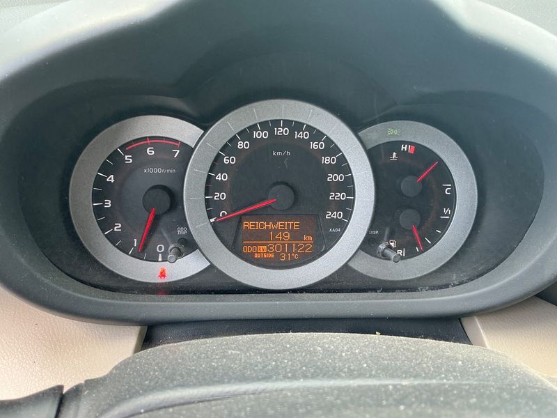 Toyota RAV 4 2.2 D-CAT Sol 2007 – снимка 4