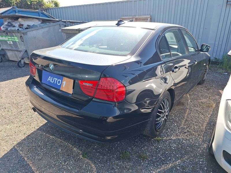BMW 3er 318d 2010 – снимка 5