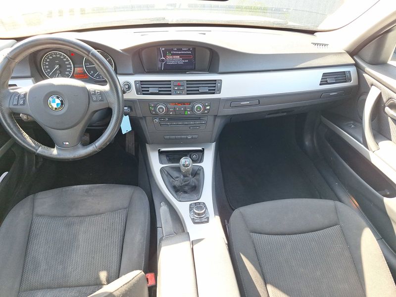 BMW 3er 318d 2010 – снимка 11
