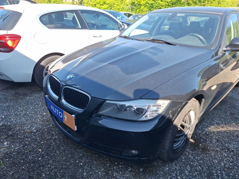 BMW 3er 318d 2010 – снимка 2