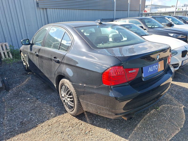 BMW 3er 318d 2010 – снимка 3