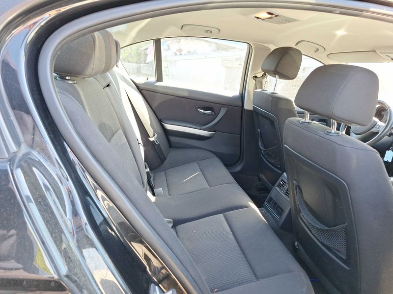 BMW 3er 318d 2010 – снимка 14