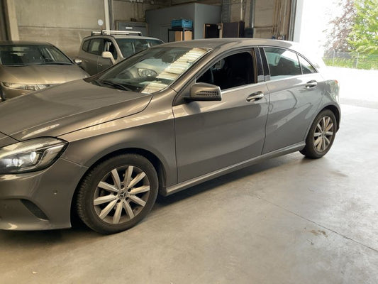 Mercedes-Benz A-Klasse A 180 CDI BlueEfficiency Edition Style 2017 – снимка 2