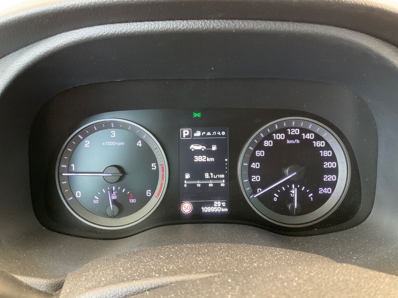 Hyundai Tucson 1.7 CRDi Sound Edition ISG 2WD 2018 – снимка 18