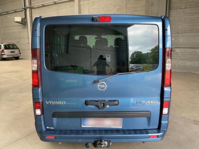 Opel Vivaro 1.6 CDTI Biturbo Combi L1H1 2,7t 2017 – снимка 7