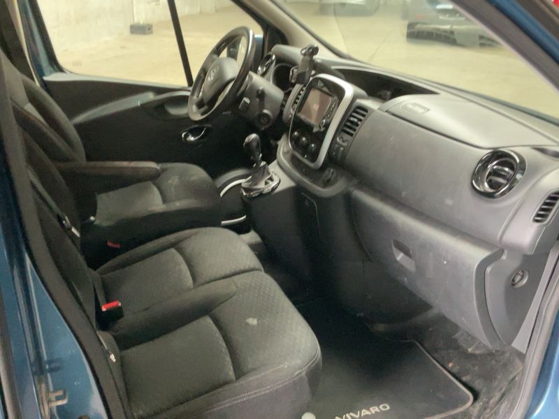 Opel Vivaro 1.6 CDTI Biturbo Combi L1H1 2,7t 2017 – снимка 16