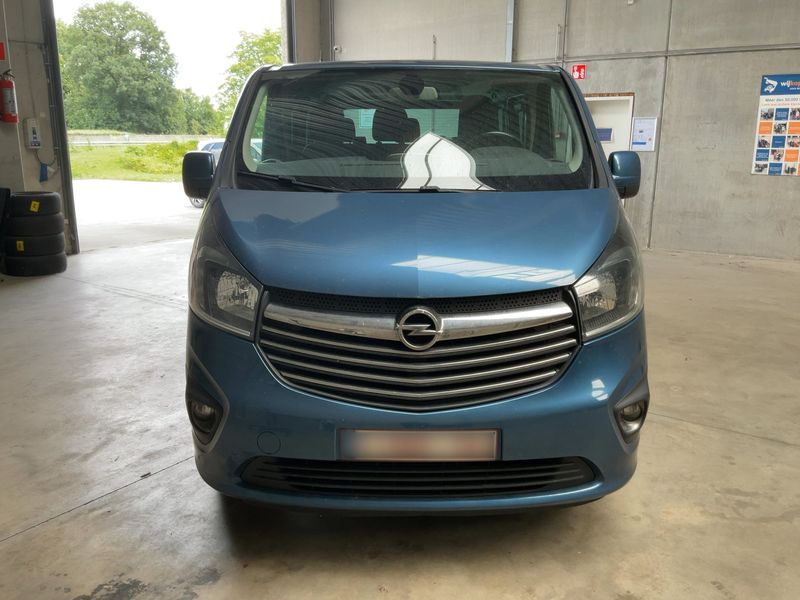 Opel Vivaro 1.6 CDTI Biturbo Combi L1H1 2,7t 2017 – снимка 14
